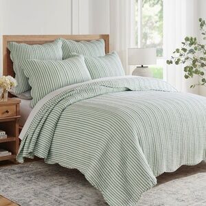 🆕 PB Style Green & White Striped Cotton Quilt Coverlet Scalloped Trim Set NWT